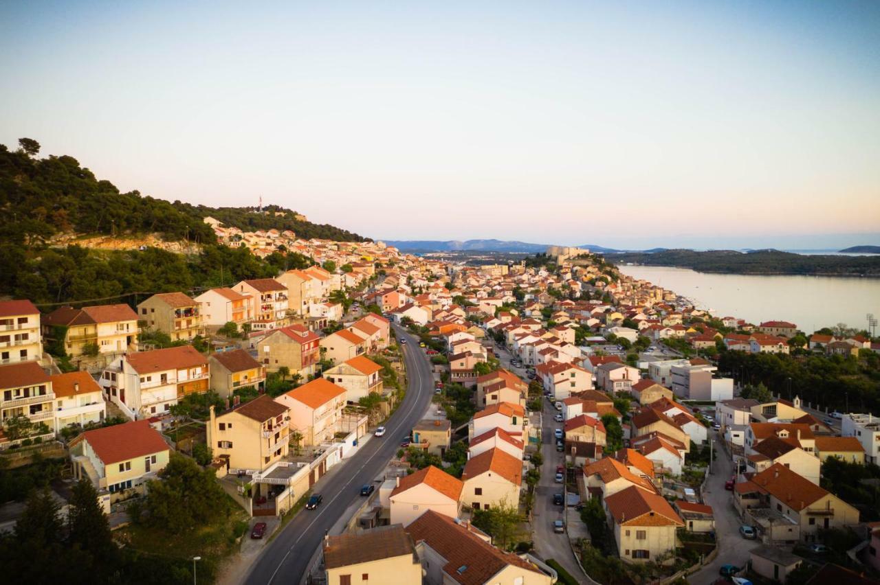 Apartments Nakic Sibenik Bagian luar foto