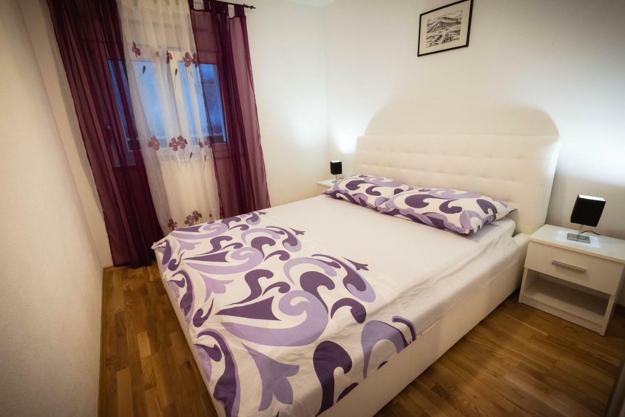 Apartments Nakic Sibenik Bagian luar foto