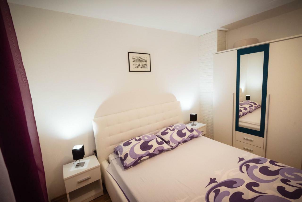 Apartments Nakic Sibenik Bagian luar foto